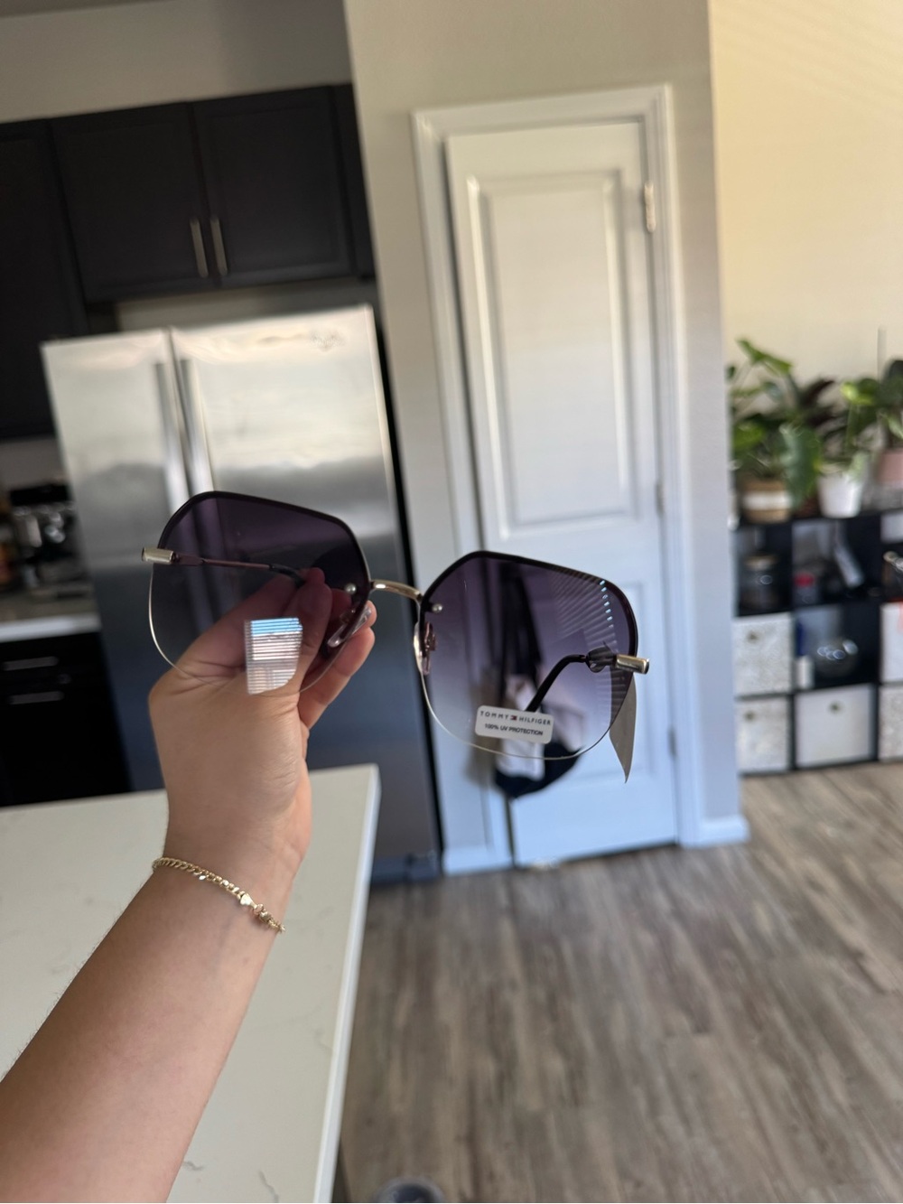 Tommy Hilfiger Purple Gradient Rimless Sunglasses for Women